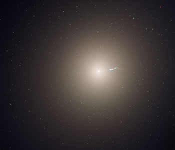 giant elliptical galaxy M87