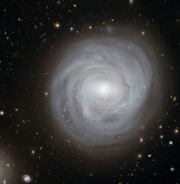 NGC 4921.NASA / ESA / K. Cook (Lawrence Livermore National Laboratory, USA)