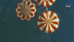 Orion parachutes