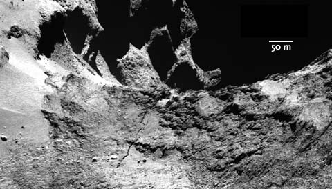 A crack in Comet 67P