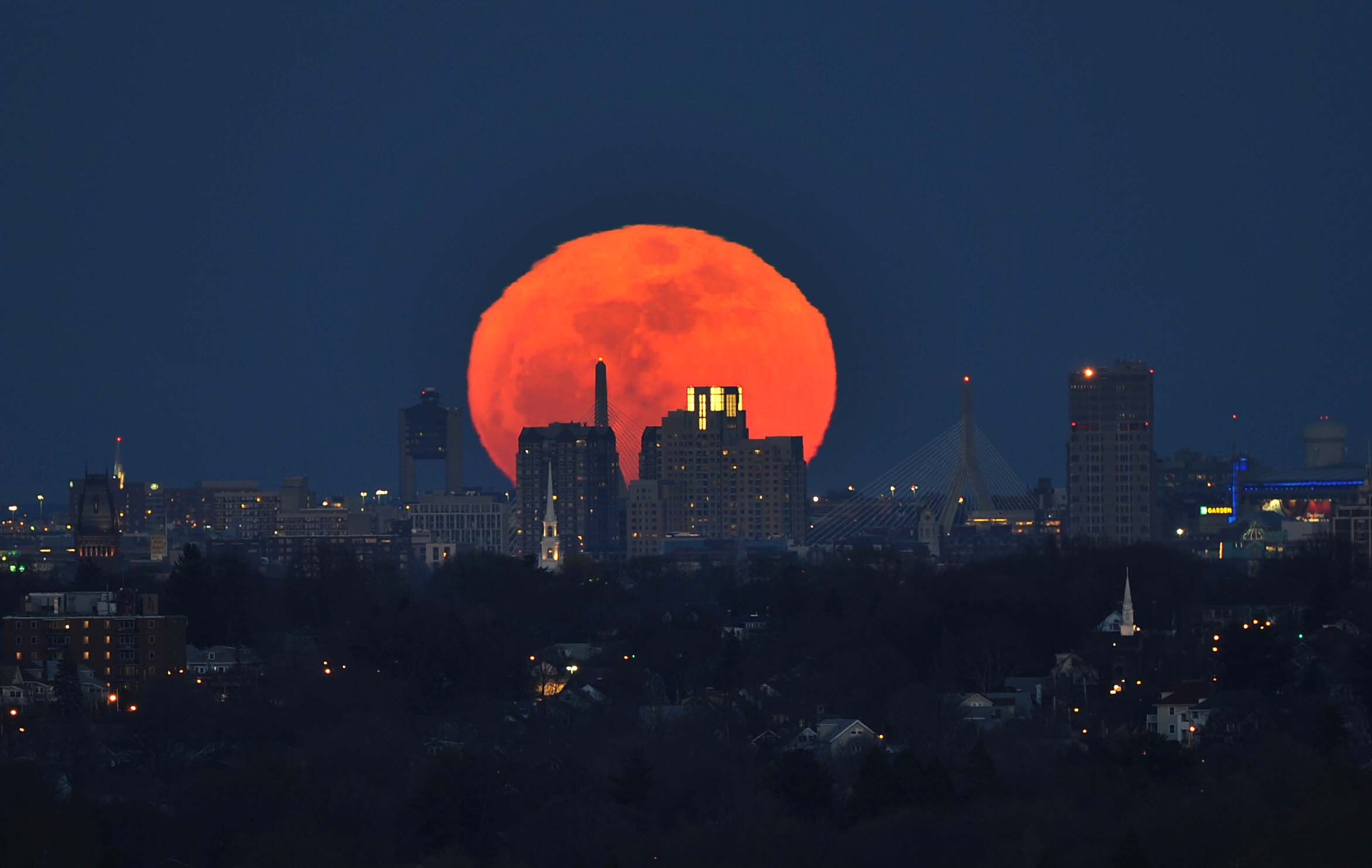 Moonrise on March 19, 2014
