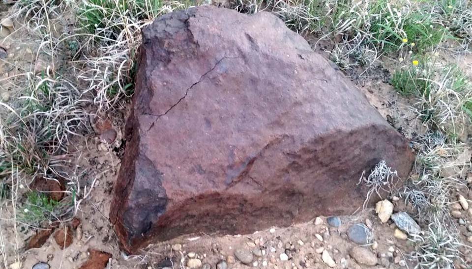 clarendon meteorite in ground