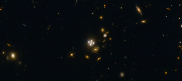 Gravitationally lensed quasar 
