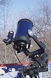 This Schmidt-Cassegrain was wired up with a Kendrick Dew Remover System in four places: the main scope's corrector plate, the finder's objective, and both eyepieces, one example of dew heaters.