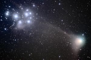 Comet Machholz and the Pleaides