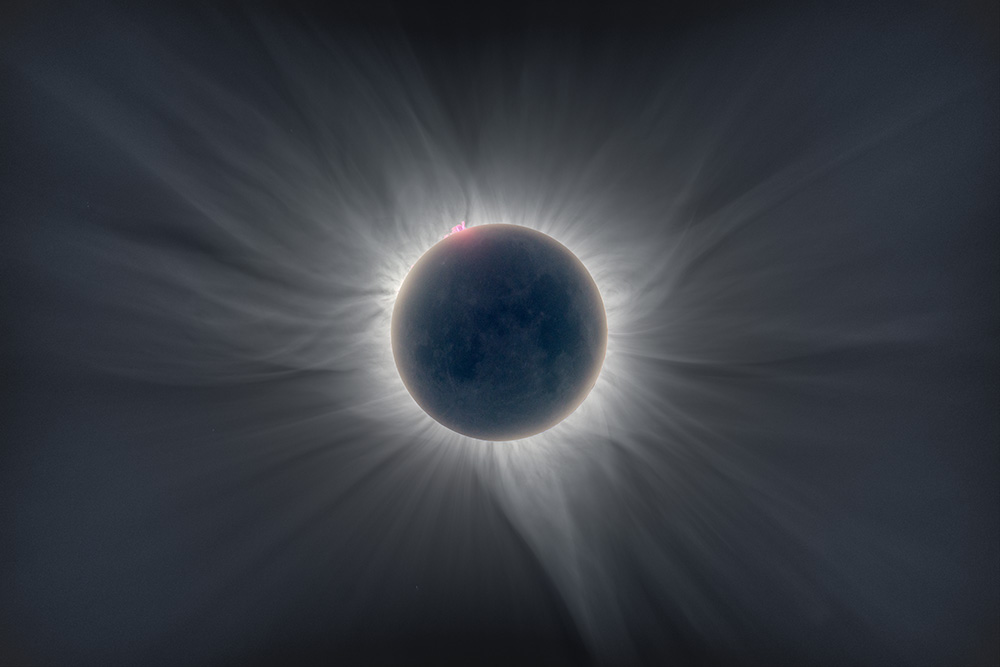 Solar corona close-up