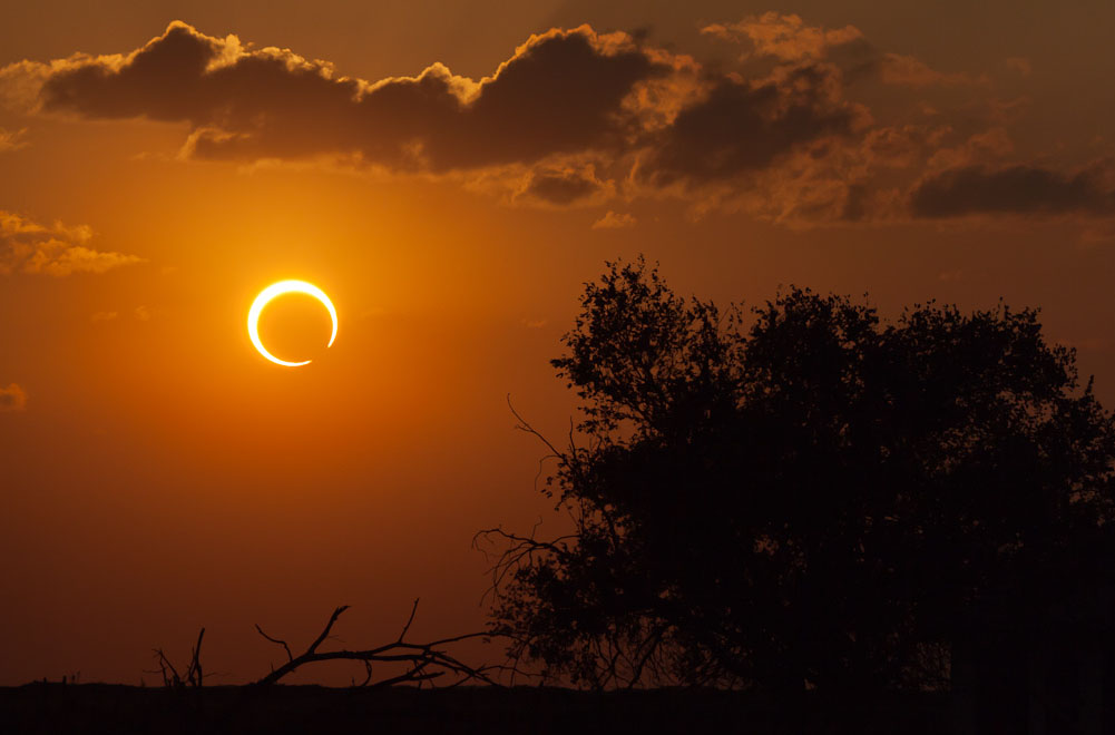 Annular Eclipse 2024 Farmington New Mexico Caren Cornela