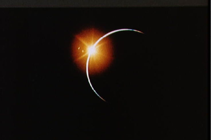 Apollo 12 witnesses solar eclipse