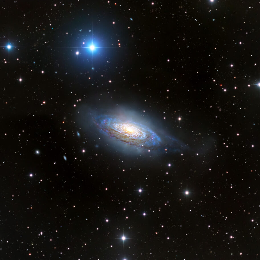 NGC 3521 Flocculent Spiral Galaxy - Sky & Telescope - Sky & Telescope