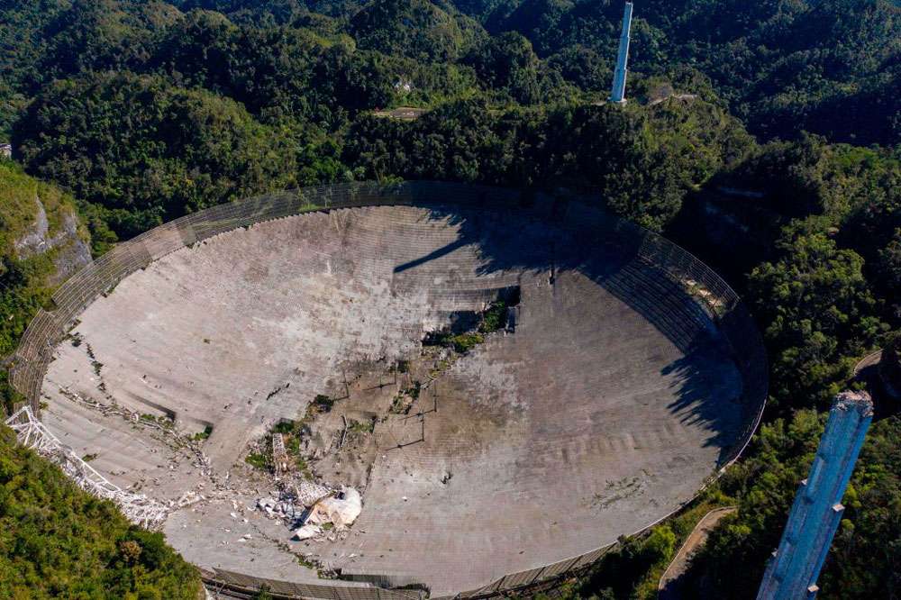 Arecibo damage