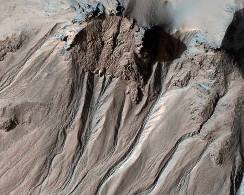 Gullies on Hale Crater