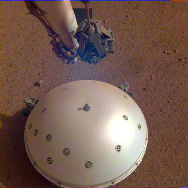 Seismometer on NASA's Insight lander