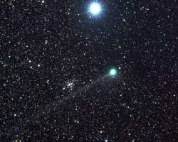 Comet LINEAR beside open cluster M41.
