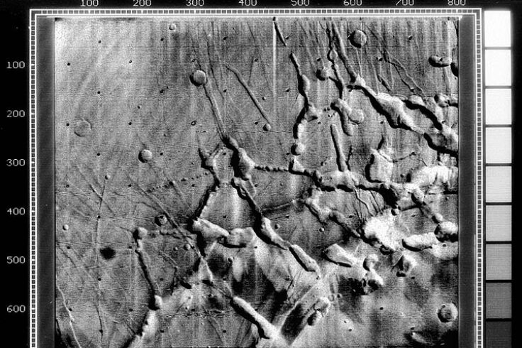 Labyrinth on western end of Valles Marineris, by Mariner 9
