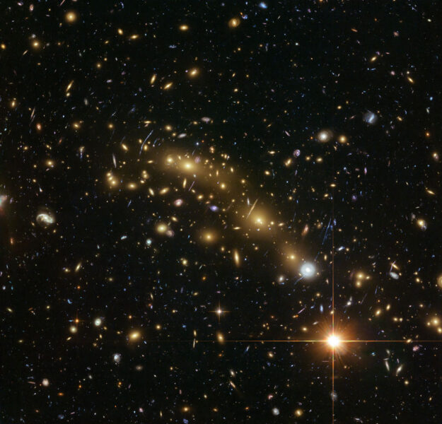 Massive galaxy cluster