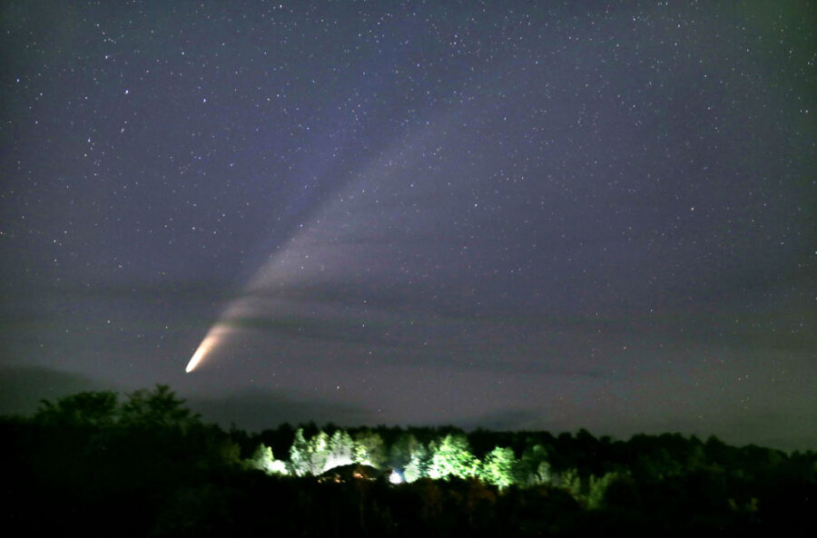 Comet NEOWISE above Rice Lake, Minnesota