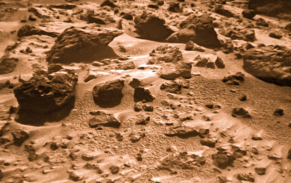 Pathfinder's view of Mars