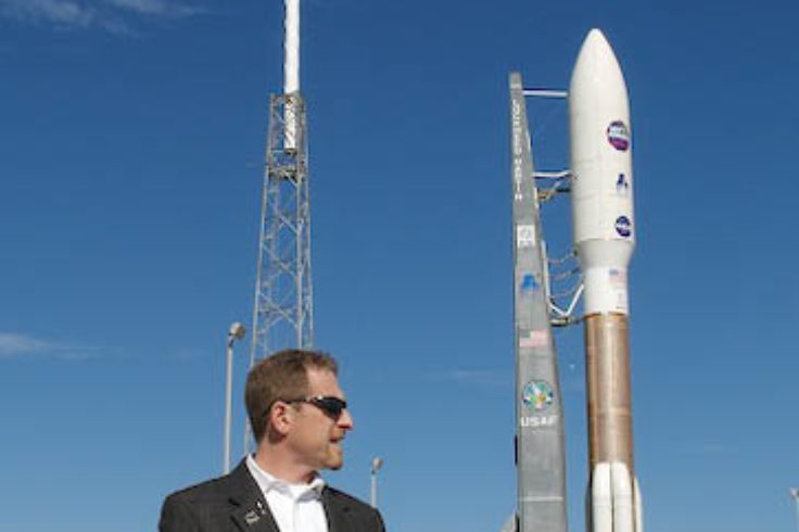 Alan Stern awaits New Horizons's launch