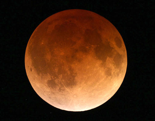 Totally eclipsed Moon, April 15, 2014