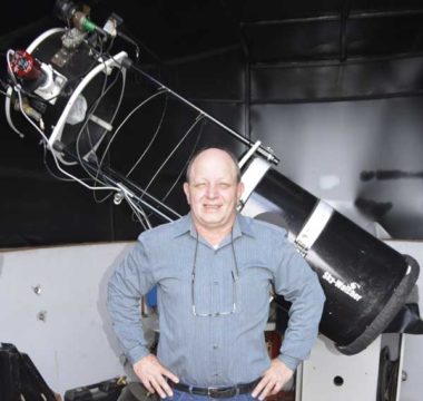 Víctor Buso and his telescope