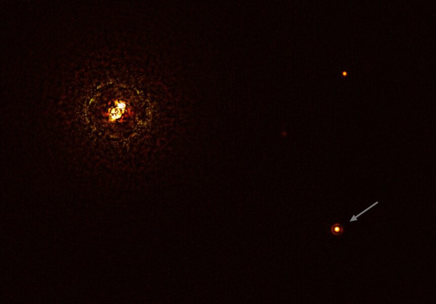 Image of giant planet around b Centauri