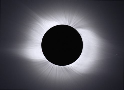 Eclipse Photography: The Classic Close-up