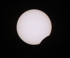 What to Look For & When During a Total Solar Eclipse - Sky & Telescope