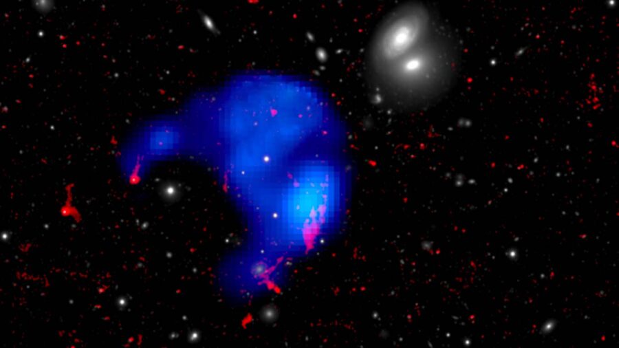 Orphan cloud seen in X-rays and visible light