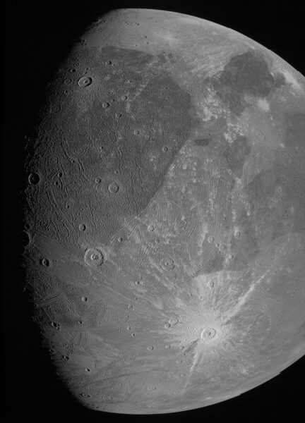 Ganymede photo shows craters, crater rays, and rille-like texture