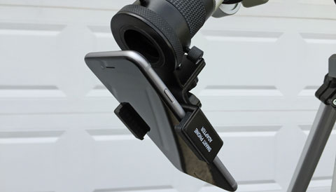 Smartphone-telescope bracket