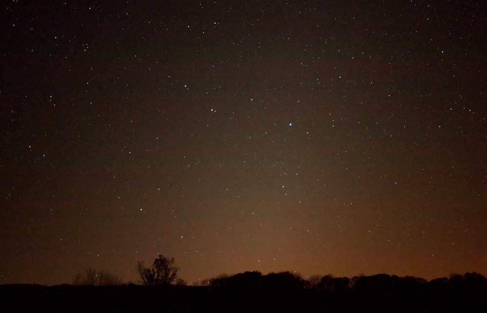 Zodiacal light rising in Leo | George L. Beke - Sky & Telescope - Sky ...